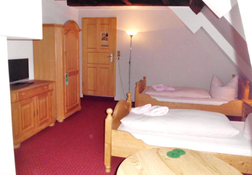 Thuringer Hof Hildburghausen Hotel Стая снимка