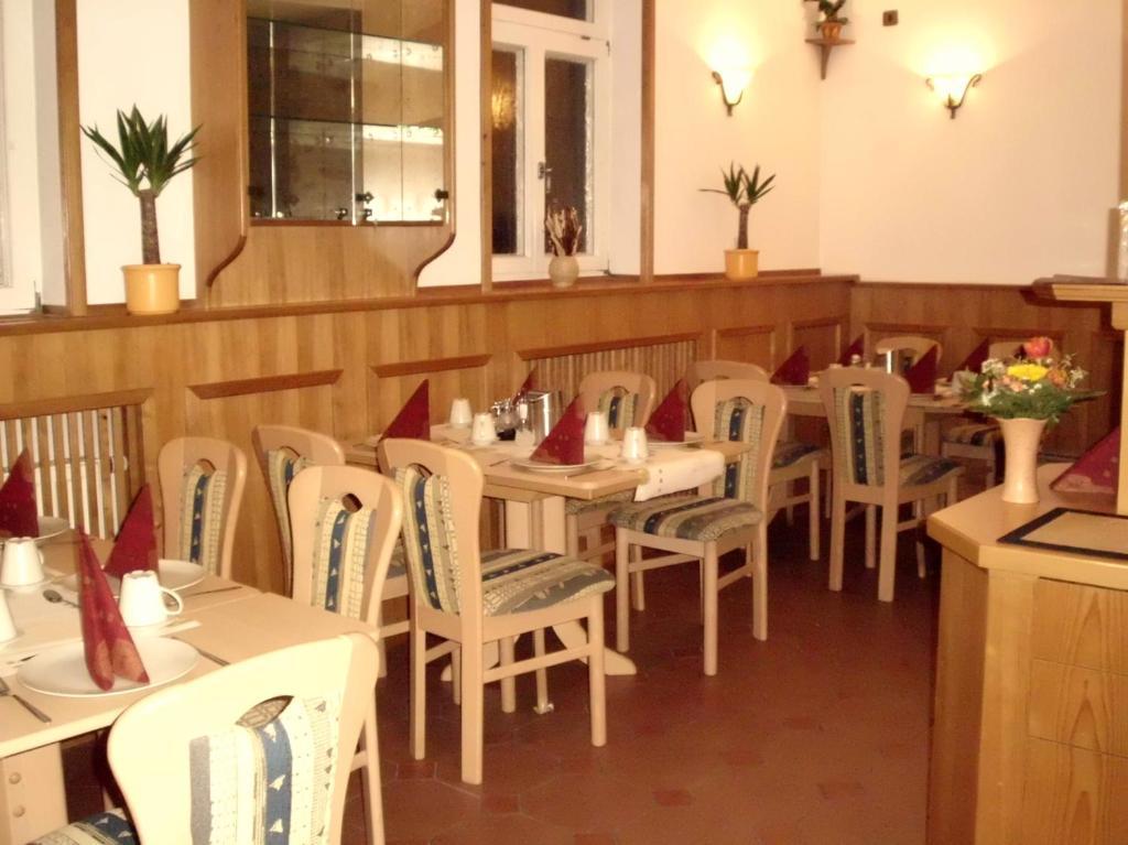 Thuringer Hof Hildburghausen Hotel Екстериор снимка
