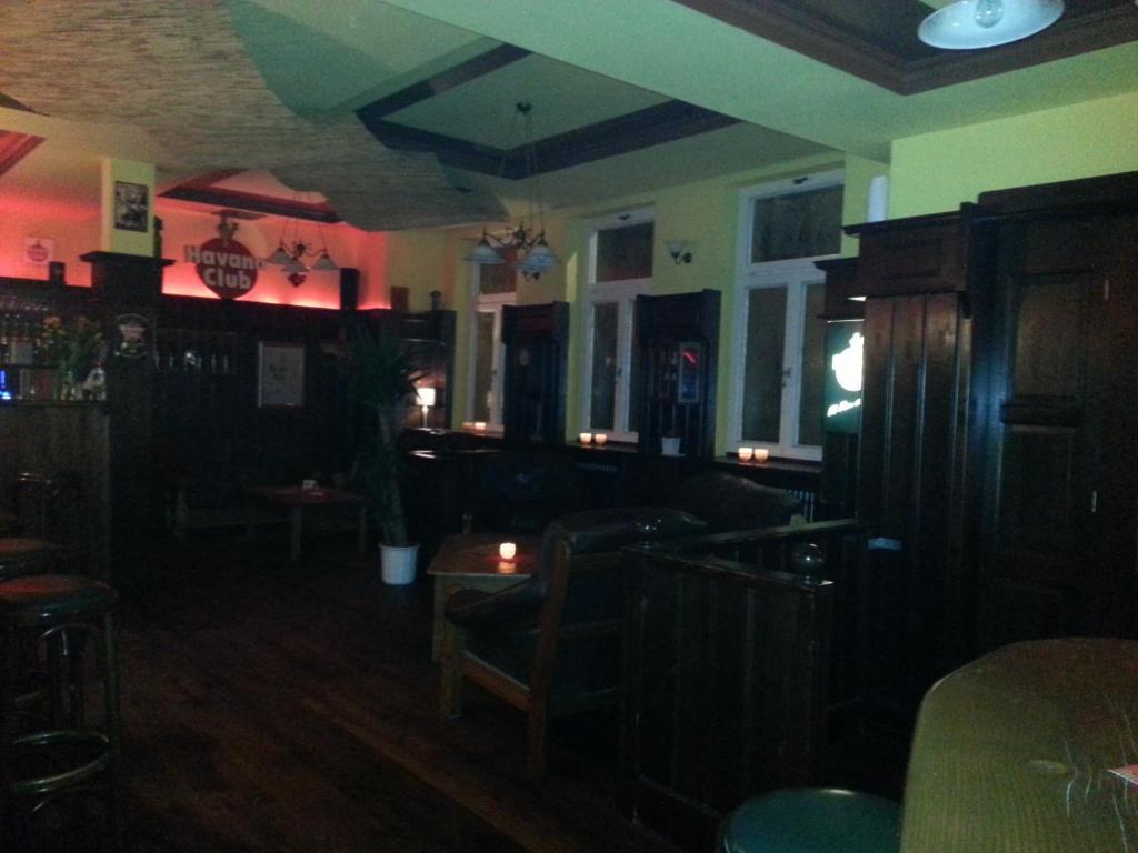 Thuringer Hof Hildburghausen Hotel Екстериор снимка
